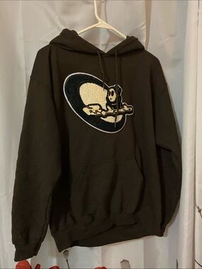 Gildan Brown Hoodie with Cream Graphic  Skate Inspired Patch
